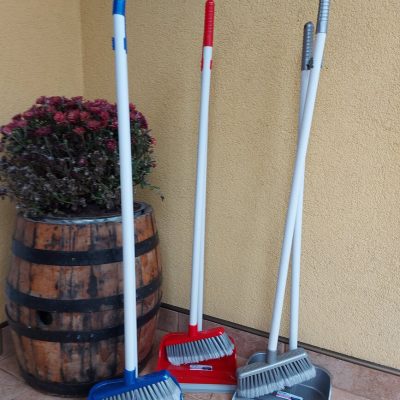 Lopatica sa metlom Crnogorac set