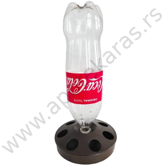 pojilica-za-zivinu-pilice-sa-navojem-za-flasu~15938 Pojilica na flašu